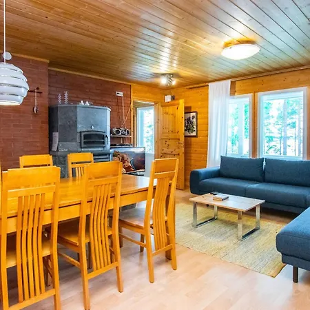 Holiday home Jaenoenranta By Interhome